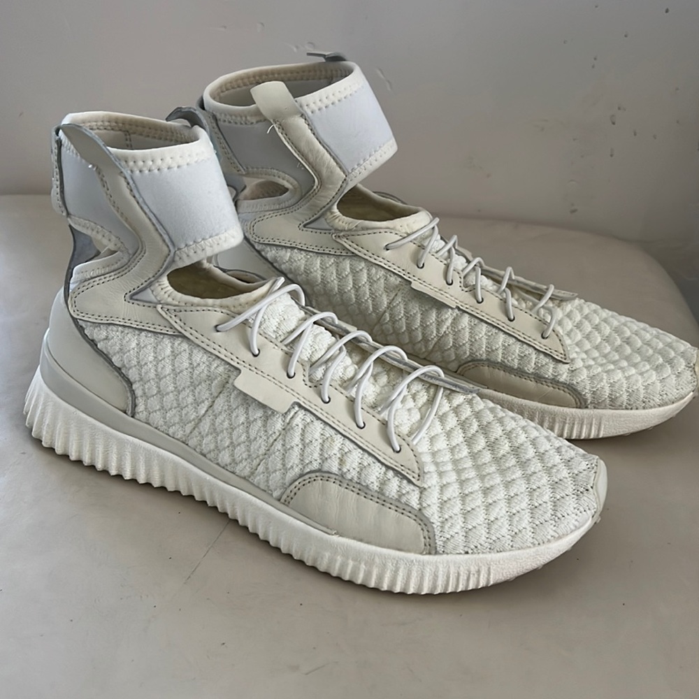 Puma 191231-01 Fenty By Rihanna Trainer Mid Geo Lace Up  Womens  Sneakers size 9